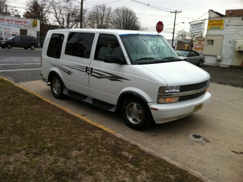 Chevrolet astro 1999 - For Sale by Owner in Elizabeth, NJ 07208