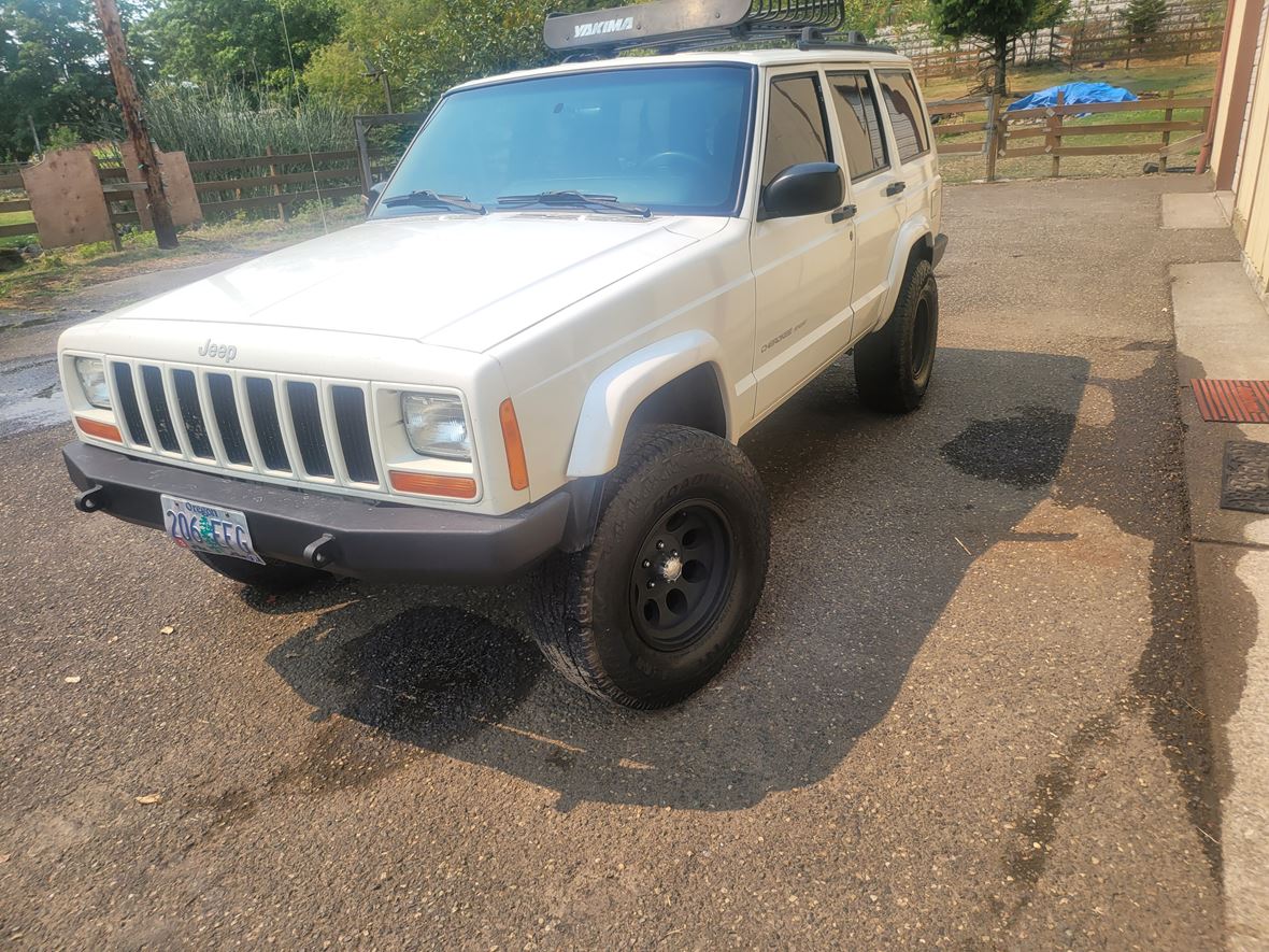 1999 Jeep Cherokee for Sale by Owner in Portland, OR 97225