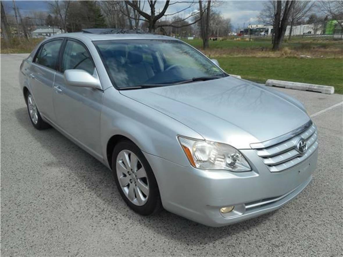 2005 Toyota Avalon for Sale by Owner in Waynesboro, PA 17268