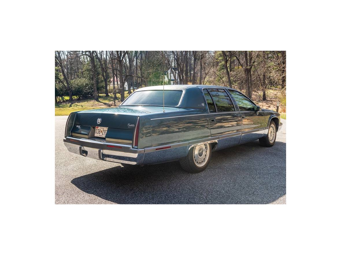 1994 Cadillac Fleetwood Classic Car Waldorf, MD 20603