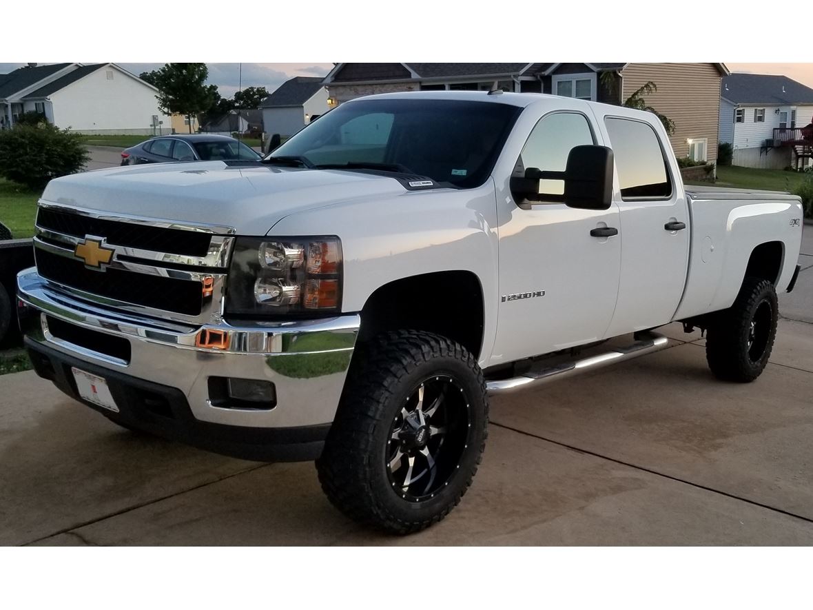 2008 Chevrolet Silverado 2500 Crew Cab by Owner Saint Clair, MO 63077