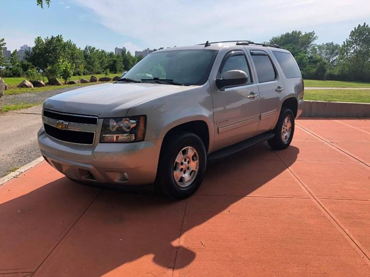 2009 Chevrolet Tahoe for Sale by Owner in Houston, TX 77074