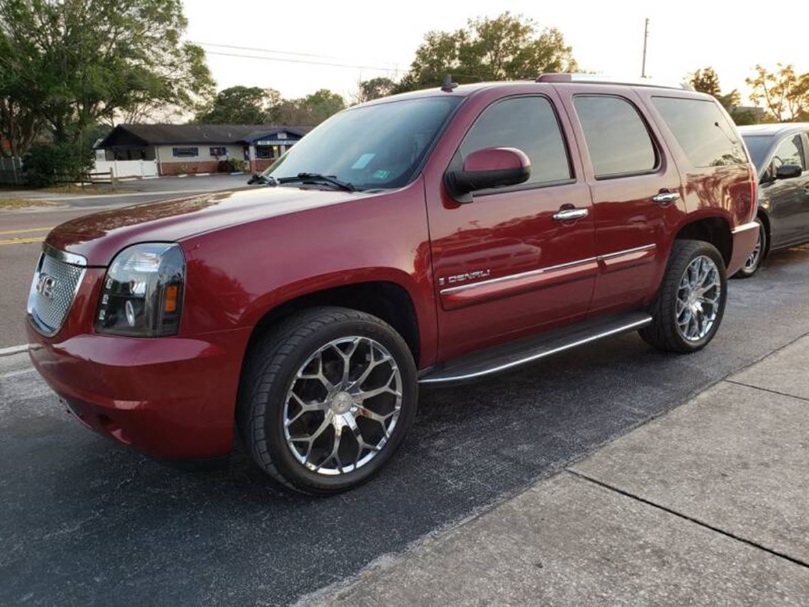 2008 GMC Yukon AWD Denali 4dr SUV by Owner in Seattle, WA 98121